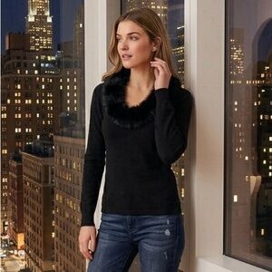 Black‎ sweater fur trim collar
